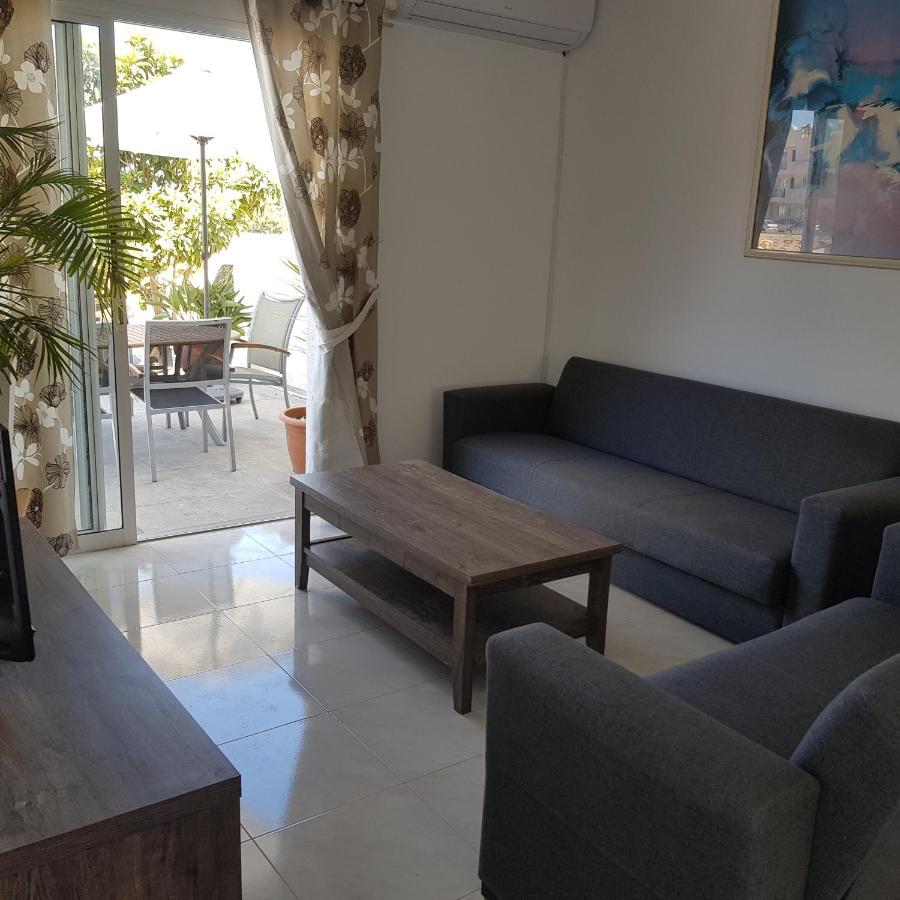 Peaceful Townhouse With Private Pool Near The Sea Διαμέρισμα Πάφος Εξωτερικό φωτογραφία