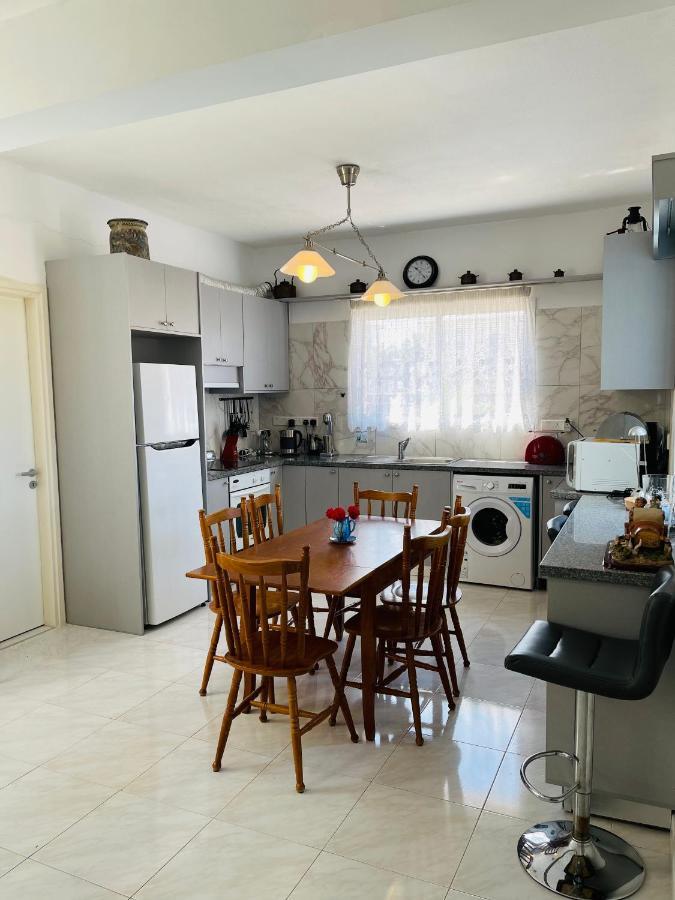 Peaceful Townhouse With Private Pool Near The Sea Διαμέρισμα Πάφος Εξωτερικό φωτογραφία