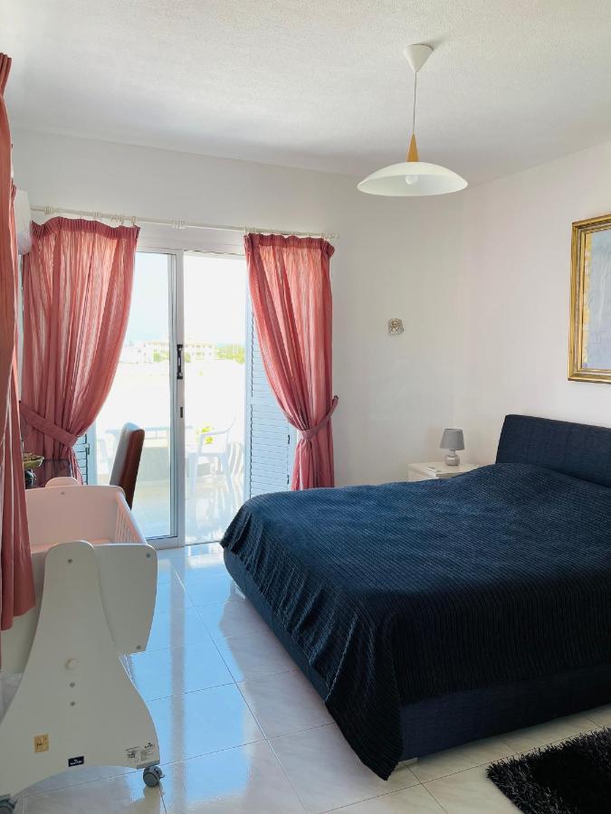 Peaceful Townhouse With Private Pool Near The Sea Διαμέρισμα Πάφος Εξωτερικό φωτογραφία